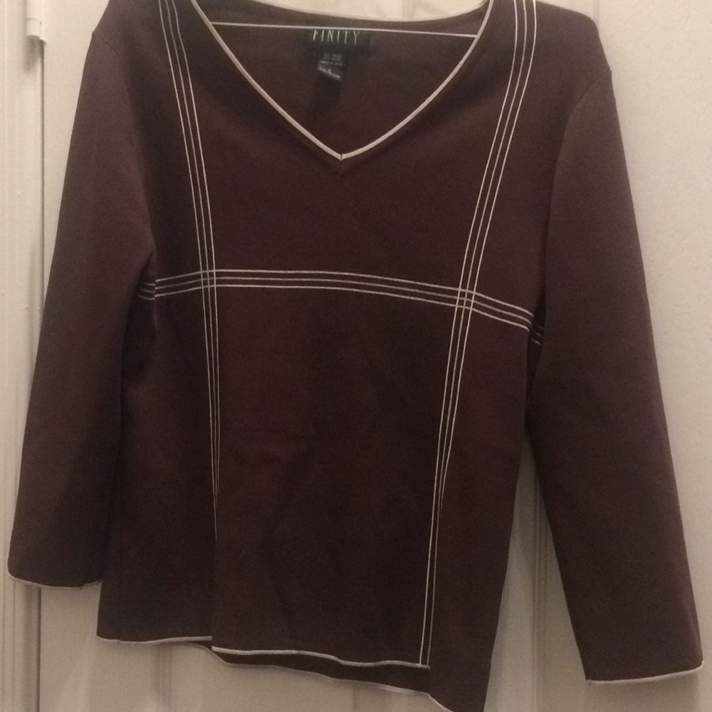 FINAL MARKDOWN Ladies finity top large